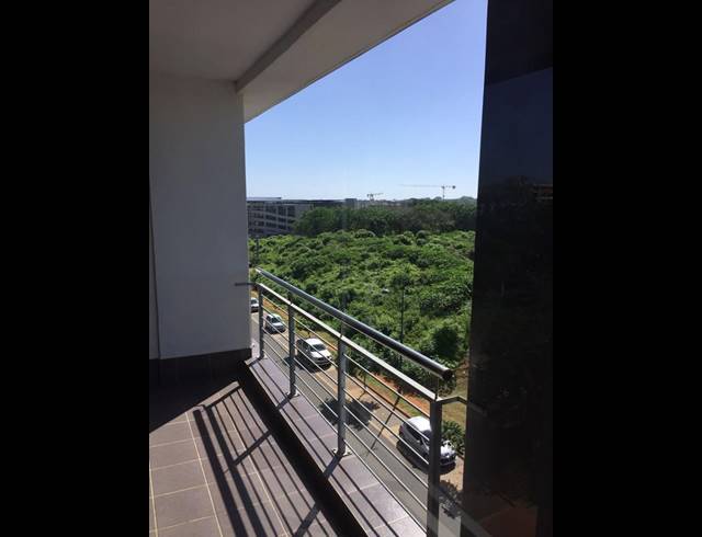 2 BEDROOM APARTMENT FOR SALE IN UMHLANGA RIDGE